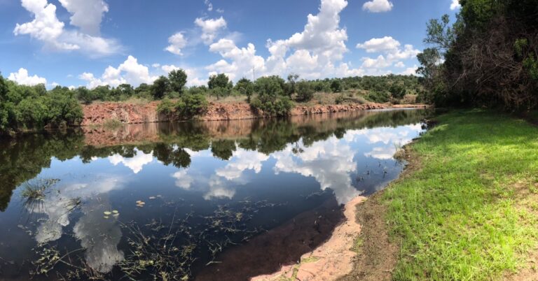 De Rust Caravan Park Camp Site 768x402