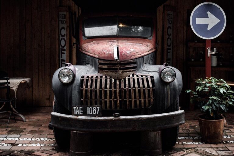 Red Truck Coffee and Roastery featured photo 768x512